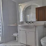 Sea View - One Bedroom With Sea View * פובליאנה