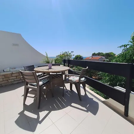 Lägenhet Sea View - One Bedroom With Sea View *