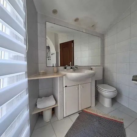Appartement Sea View - One Bedroom With Sea View *