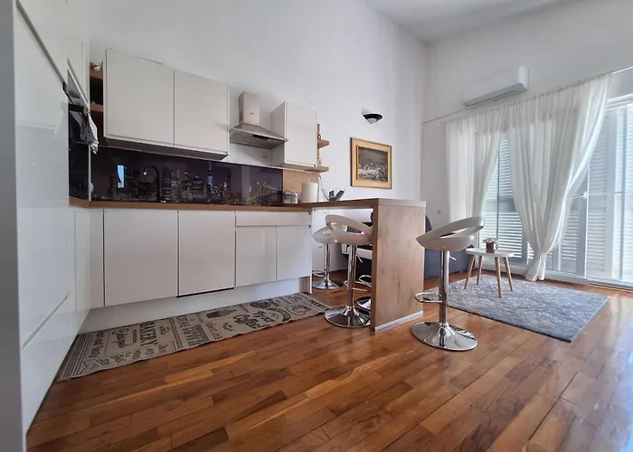 Sea View - One Bedroom With Sea View