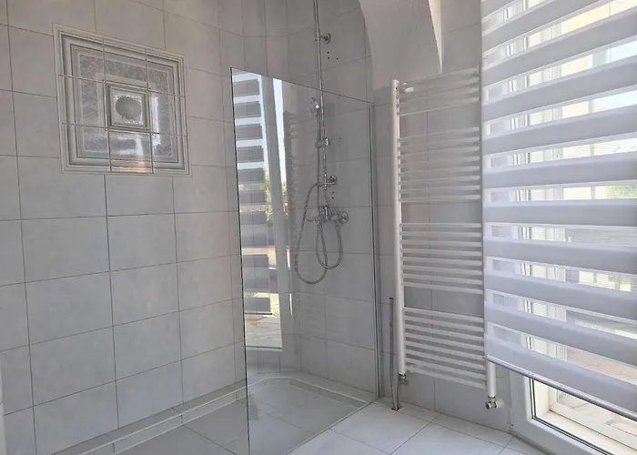 Sea View - One Bedroom With Sea View *